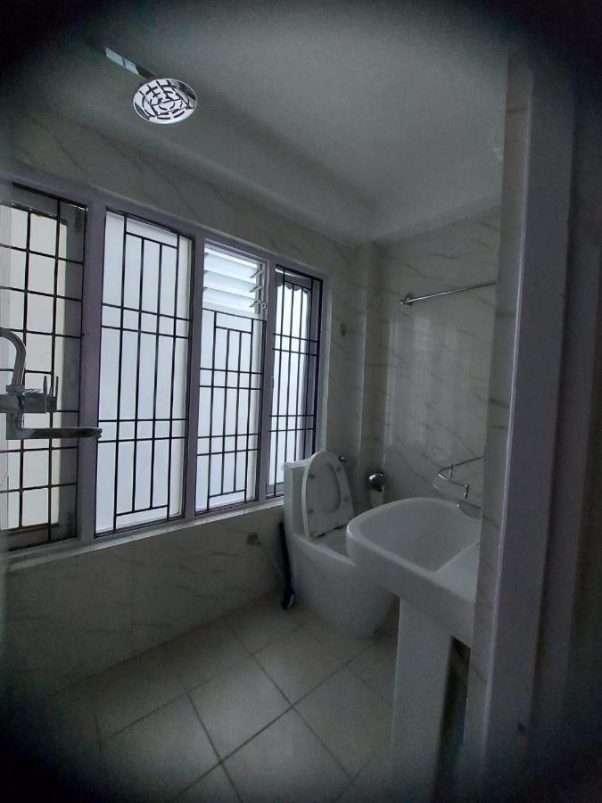 Om Bramha Hotel Katmandu Zewnętrze zdjęcie