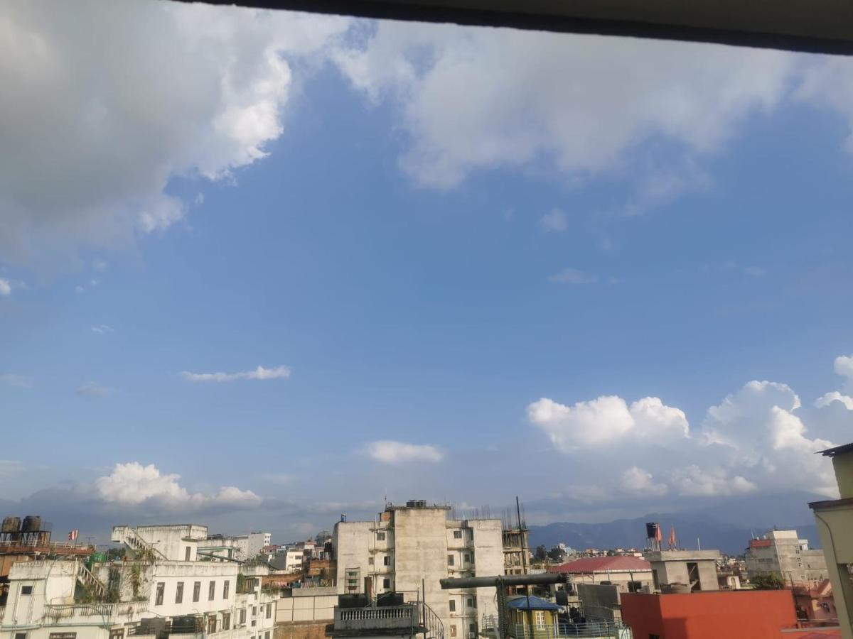 Om Bramha Hotel Katmandu Zewnętrze zdjęcie